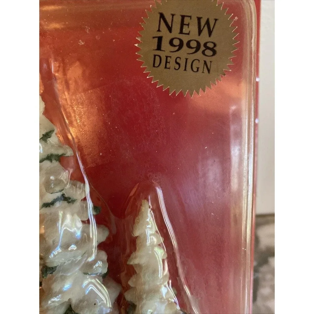Dickens Collectibles Accessories 1998 Accessory Snow Covered Double Tree‎